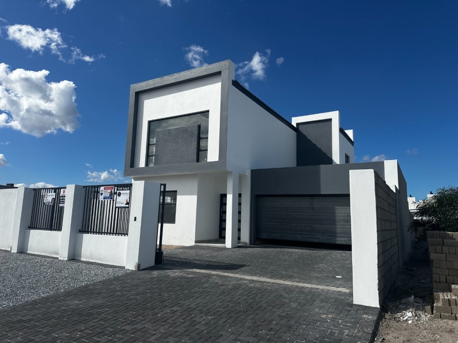 4 Bedroom Property for Sale in Table View Western Cape